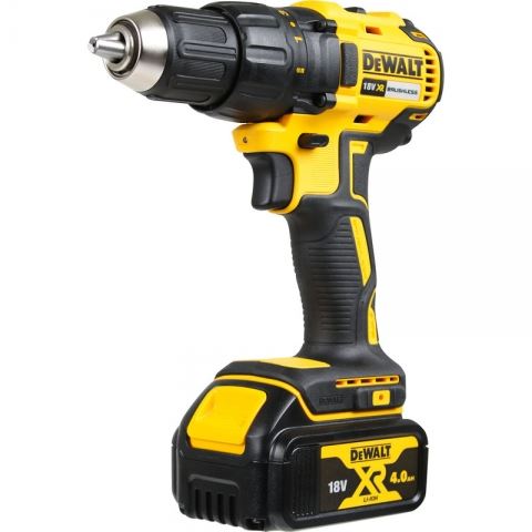 DeWALT Vrtačka, 18V, 2 x aku 4,0Ah Li-Ion DCD777M2T